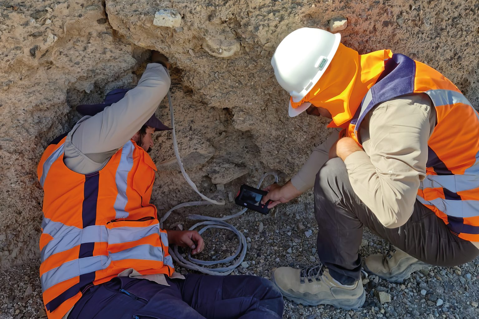 equipo-conservacion-ambiental-trabajando
